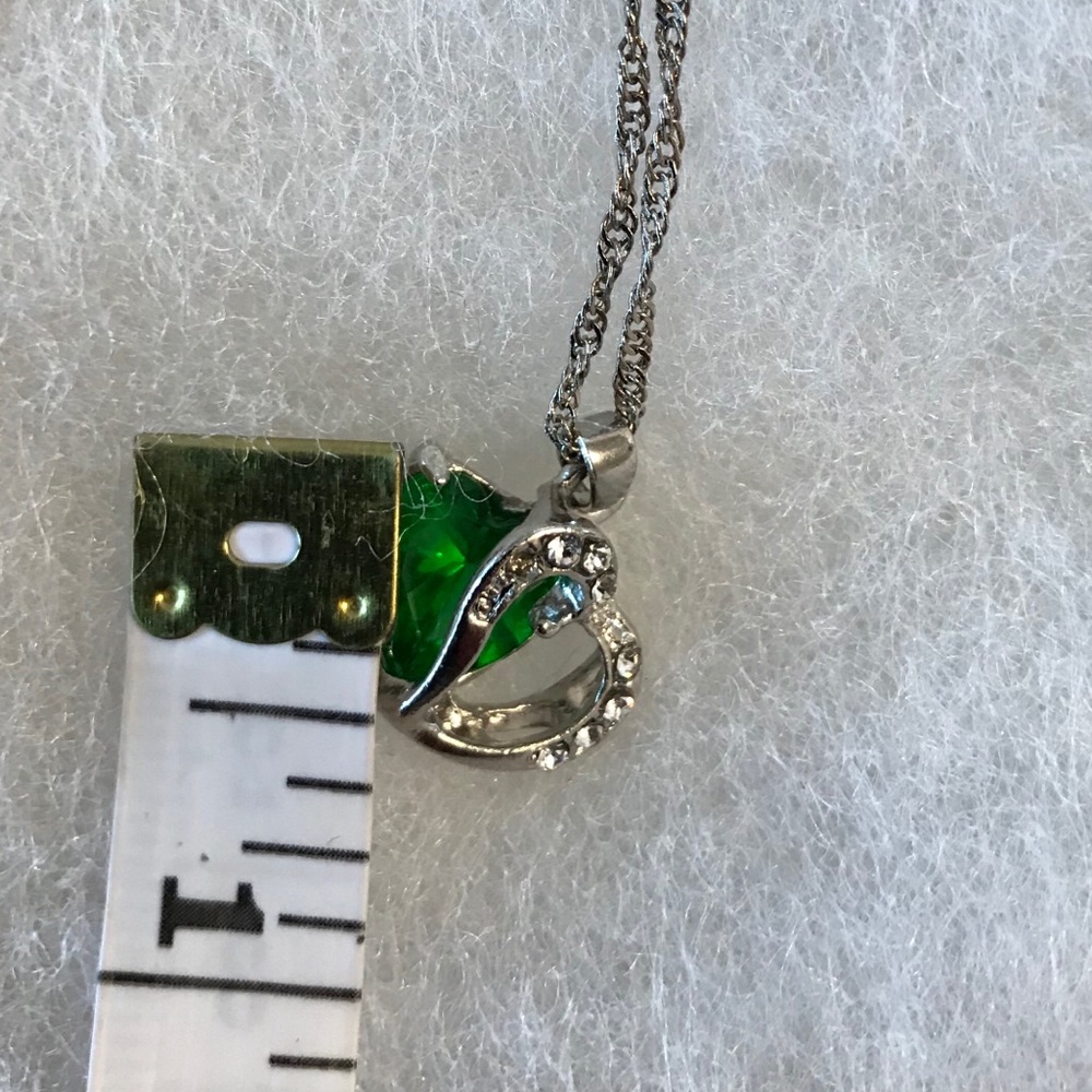 925 Sterling Silver Green Crystal Heart Necklace - Picture 4 of 4